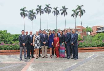 Grupo docente Administración de empresas Dual